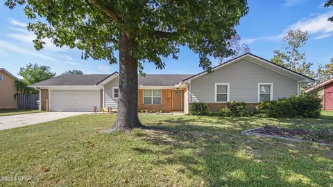 322 Bell Cir, Lynn Haven, FL 32444