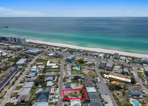 604 Evergreen St, Panama City Beach, FL 32407