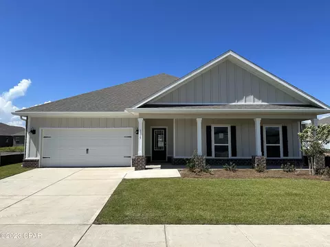 3107 Willie Dr, Southport, FL 32409