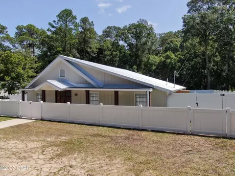 826 N Caryville Rd, Bonifay, FL 32425