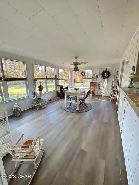868 2nd St, Chipley, FL 32428 photo 17