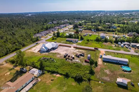 1306 E 26th St, Lynn Haven, FL 32444