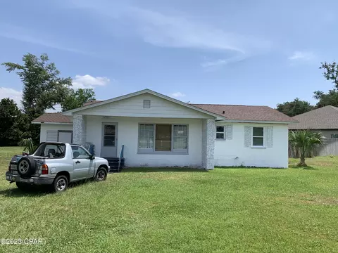 501 Minnesota Ave, Lynn Haven, FL 32444