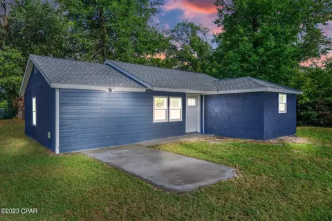9011 Hornbill Dr, Youngstown, FL 32466