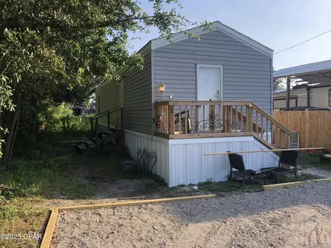 3309 E 2nd Ct, Panama City, FL 32401