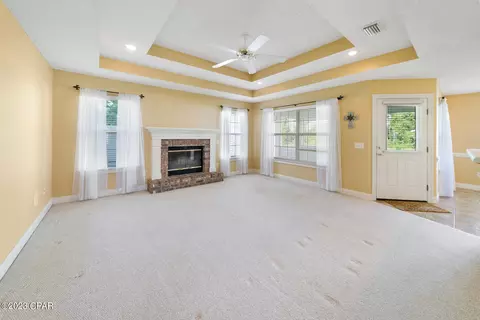 1802 Echo Ln, Lynn Haven, FL 32444