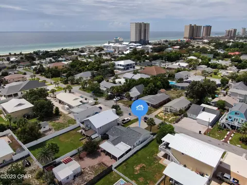 402 Tarpon St, Panama City Beach, FL 32413
