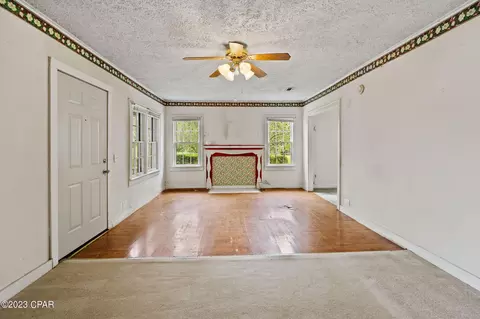 789 2nd St, Chipley, FL 32428 photo 5