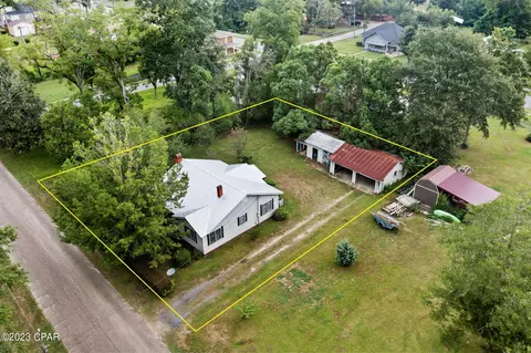 789 2nd St, Chipley, FL 32428 photo 3