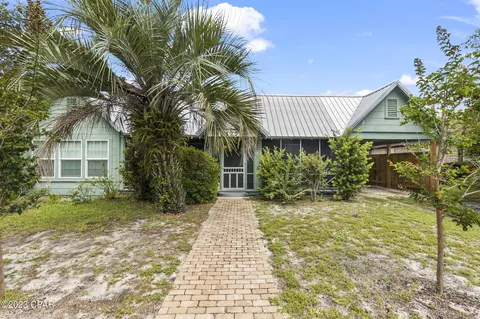 127 E 2nd Pl, Panama City, FL 32401