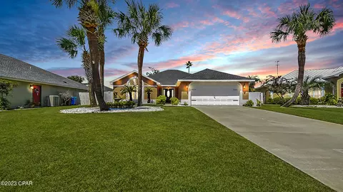 202 Beachwood Ln, Panama City Beach, FL 32413