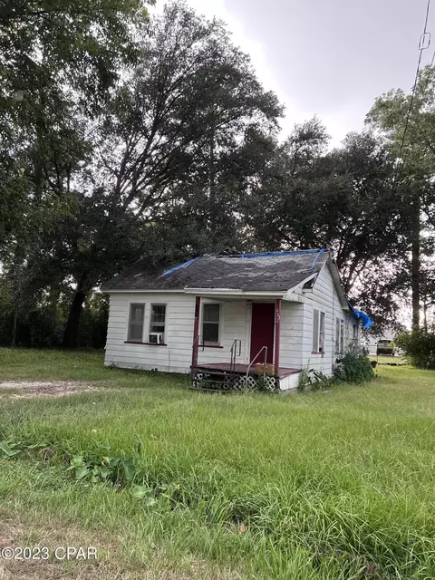 682 686 Brown, Chipley, FL 32428