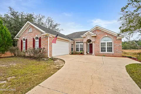 4146 Riddle Ct, Chipley, FL 32428