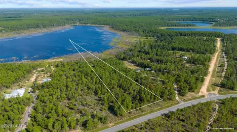 000 Rolling Pines Rd, Chipley, FL 32428