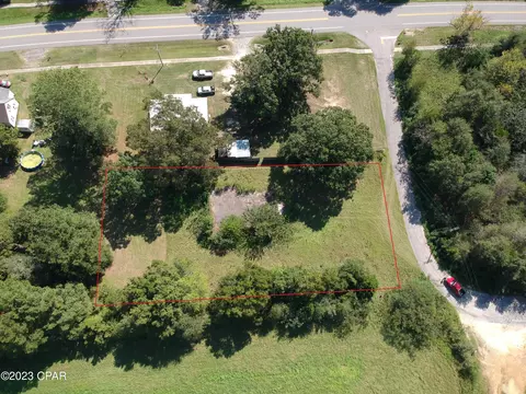 3306 S 5th Ave South Ave, Bonifay, FL 32425