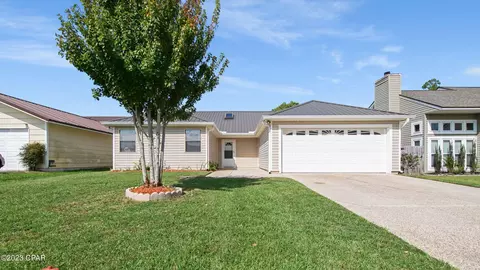 7504 Shadow Bay Dr, Panama City, FL 32404