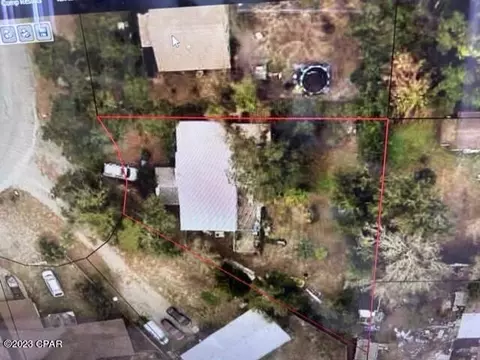 627 Lagoon Oaks Cir, Panama City Beach, FL 32408