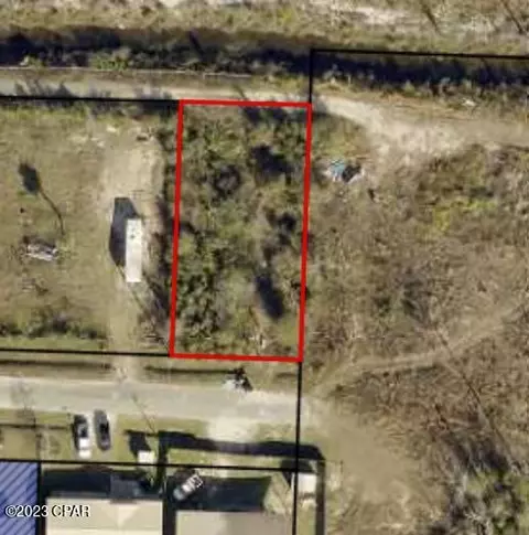 6013 Suzanna Dr, Panama City, FL 32404