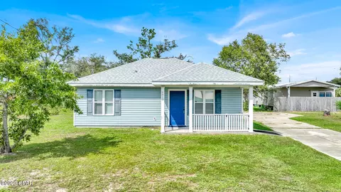 6813 Winona St, Panama City, FL 32404