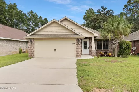 1721 Pine Ave, Niceville, FL 32578