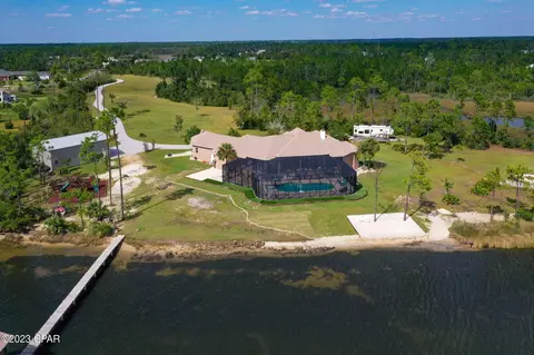 535 Mills Ln, Panama City, FL 32404