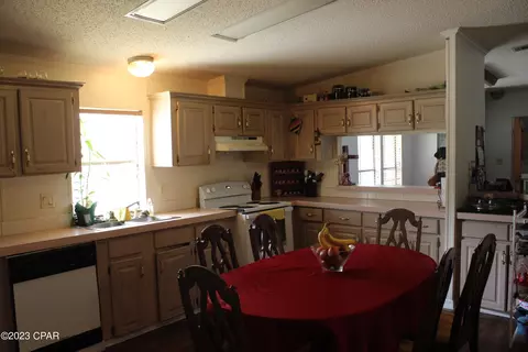 4401 Moss Hill Rd, Chipley, FL 32428 photo 2