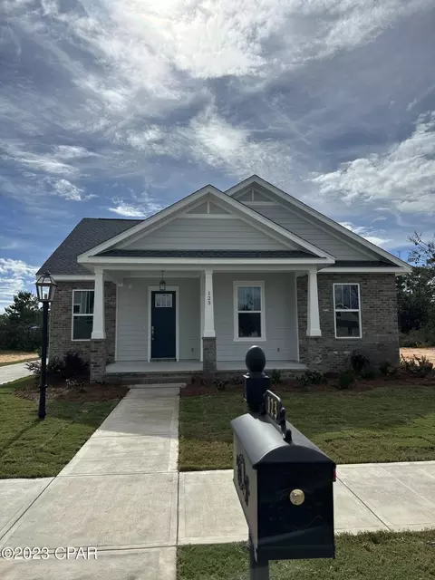 123 Charleston Ct, Panama City Beach, FL 32407