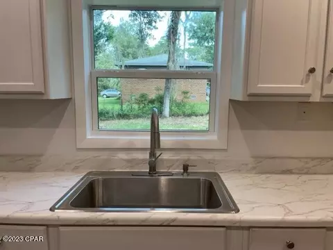 7673 Pear Rd, Sneads, FL 32460 photo 9