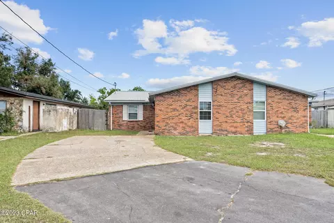6215 Pridgen St, Panama City, FL 32404