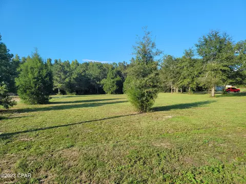 000 Shepp Dr, Chipley, FL 32428 photo 2