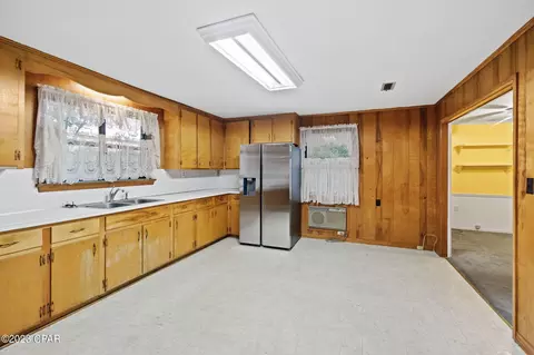 527 Main St, Chipley, FL 32428 photo 10