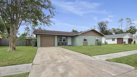 2103 Geralo Ln, Lynn Haven, FL 32444