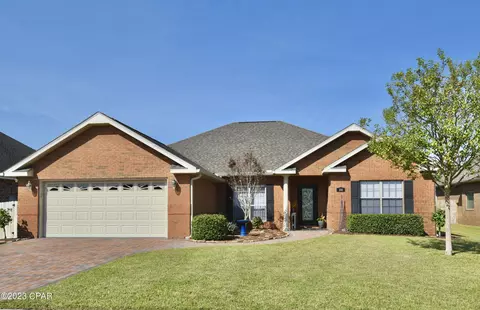 308 Waterford Dr, Lynn Haven, FL 32444