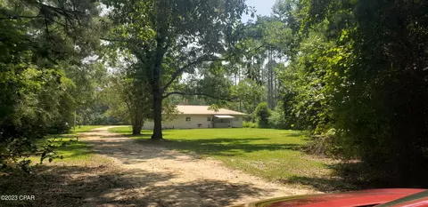 1606 Corbin Ln, Caryville, FL 32427