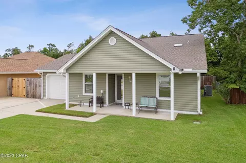 2741 Ravenwood Ct, Lynn Haven, FL 32444