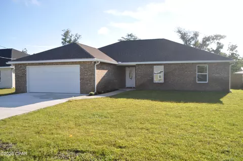 1615 Michigan Ave, Lynn Haven, FL 32444