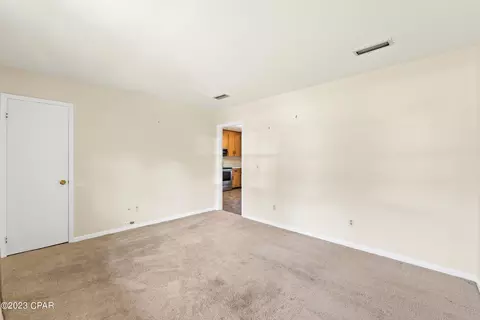 555 Davis St, Chipley, FL 32428 photo 13