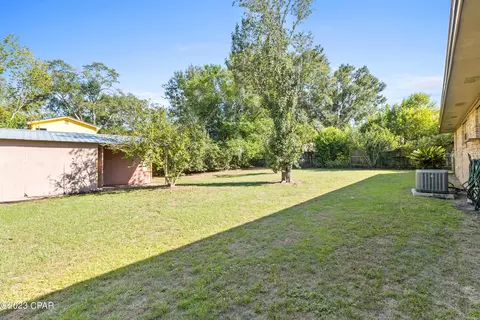 555 Davis St, Chipley, FL 32428 photo 29