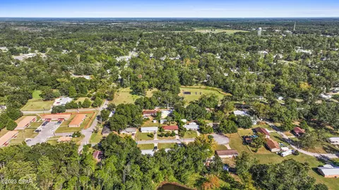 555 Davis St, Chipley, FL 32428 photo 37