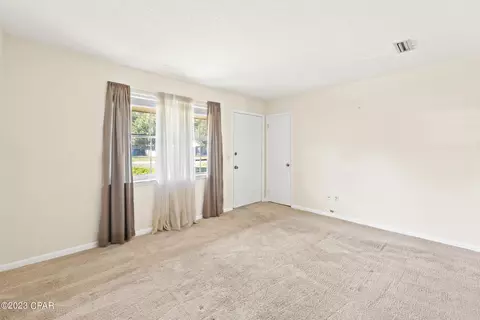 555 Davis St, Chipley, FL 32428 photo 14