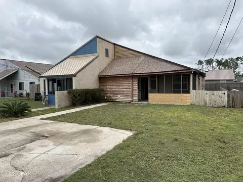 127 Kacy Ln, Panama City, FL 32404