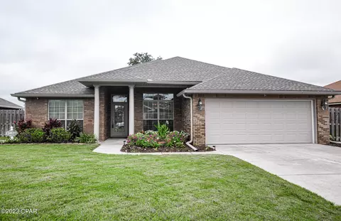 3425 Hillcrest Dr, Panama City, FL 32405