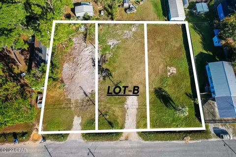 8610 Houston St #B, Panama City Beach, FL 32408