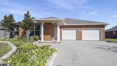 2213 Camryns Xing, Panama City, FL 32405