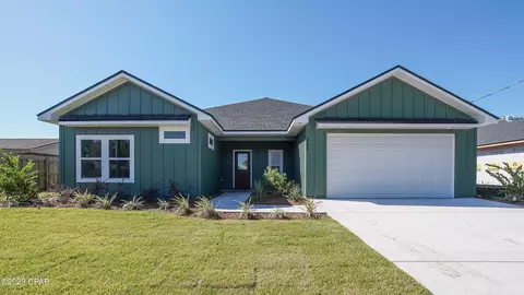 904 Louisiana Ave, Lynn Haven, FL 32444