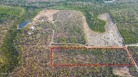 24247 NW Pine Tree Trl, Fountain, FL 32438