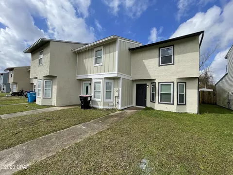 305 Sukoshi Dr #C, Panama City, FL 32404