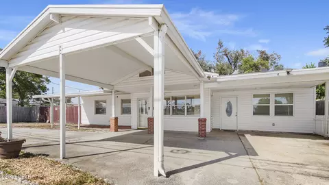 4802 W 19th St, Panama City, FL 32405
