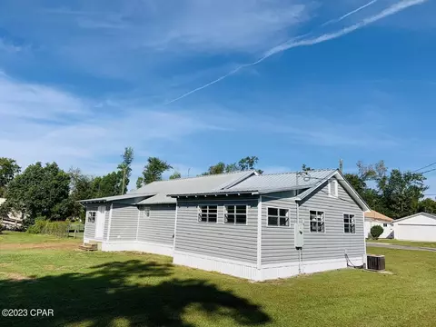 15533 NW Broad St, Altha, FL 32421 photo 2