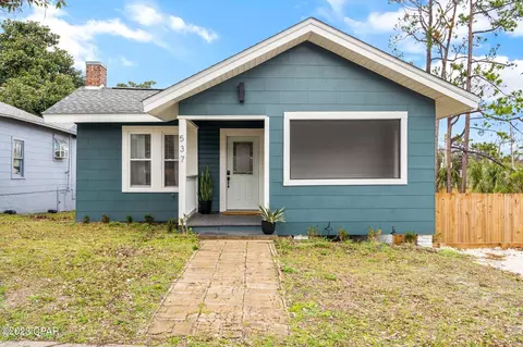 537 E 5th Ct, Panama City, FL 32401